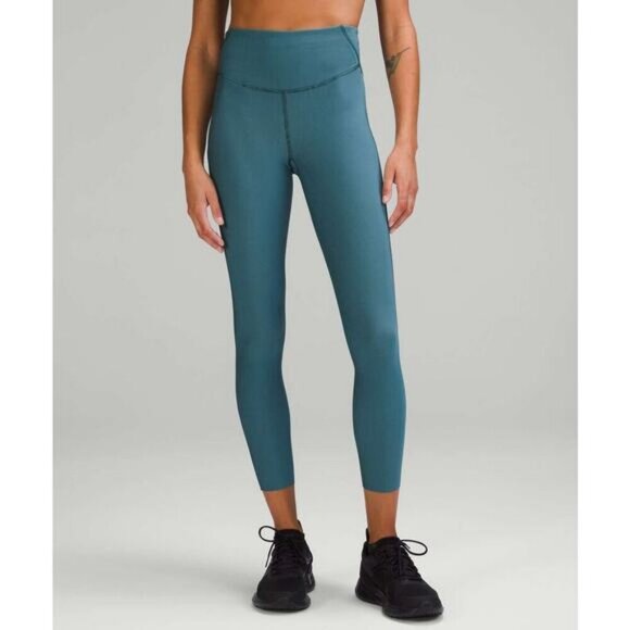 NWT LULULEMON Base Pace High-Rise Tight 25" Two-Tone Ribbed Sz 2 Special Edition - Picture 2 of 11